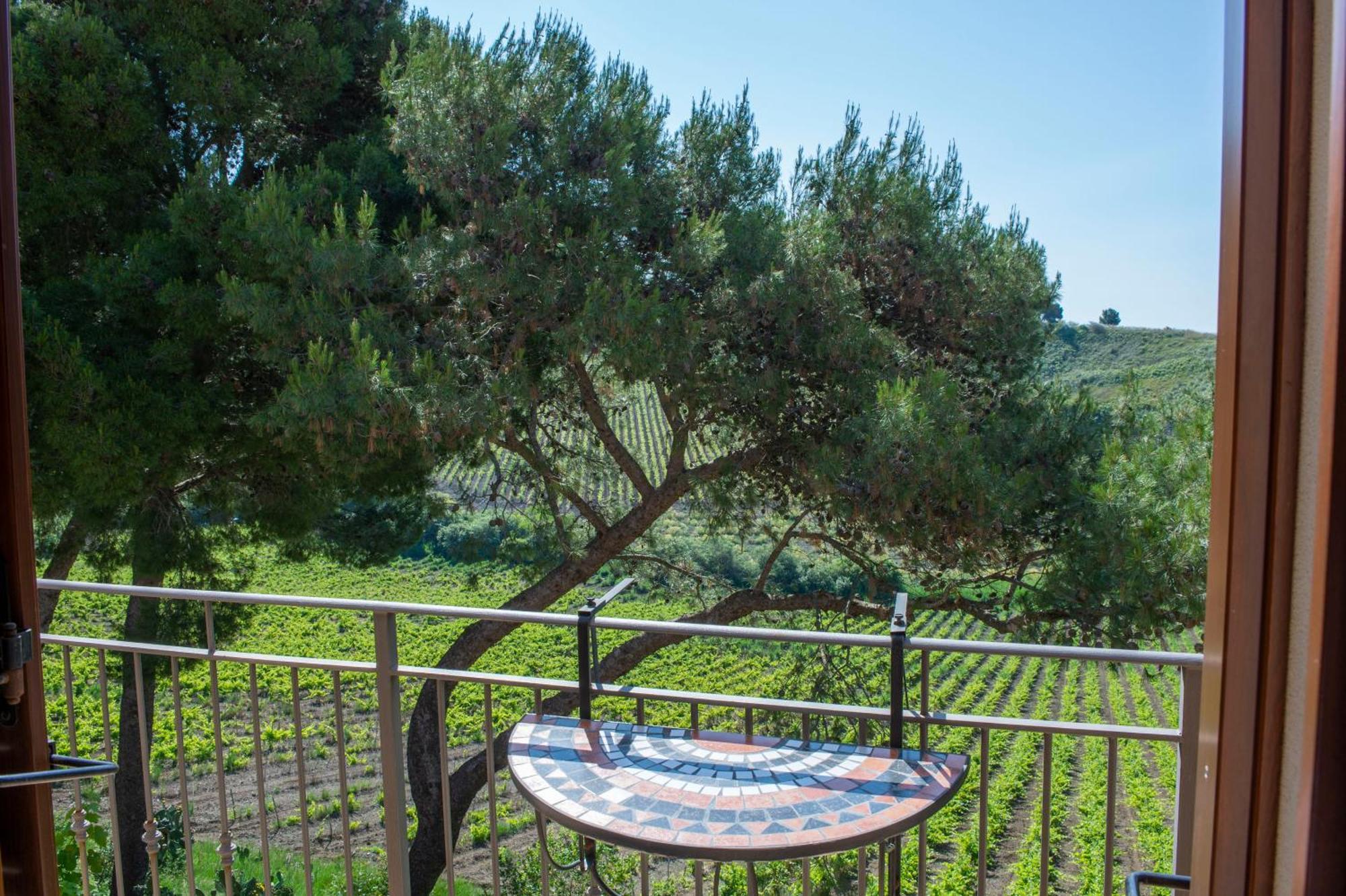 Villa Feudo Del Biviere Santa Ninfa Exterior foto